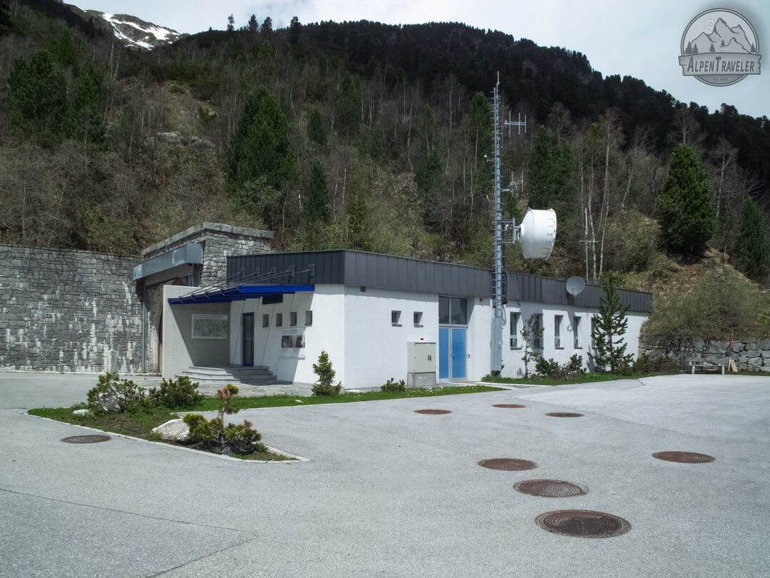 Das Sperrenwärterhaus vom Schlegeisspeicher